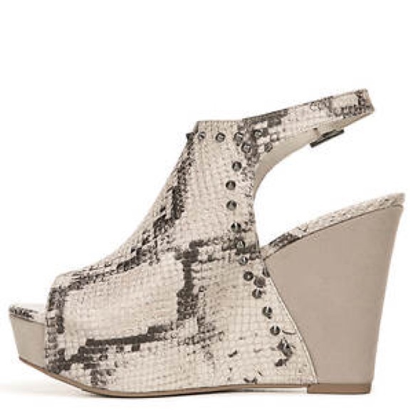 NWT Carlos by Carlos Santana Marcia Womans Wedge - Picture 2 of 11